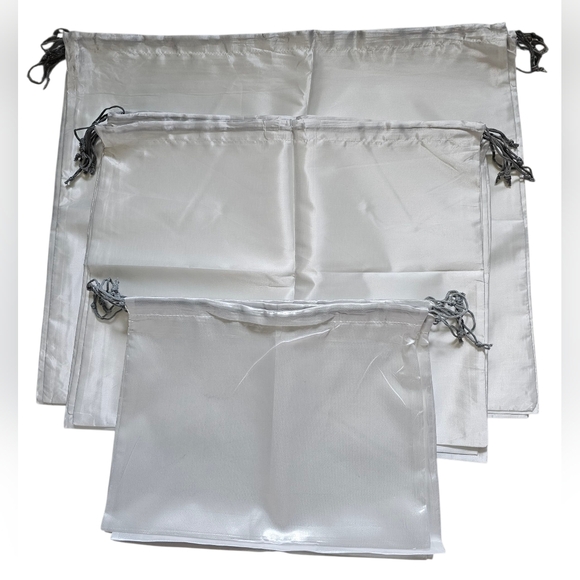 Dust Bags With Draw String, 18 Silver Satin/Silk Bags. New! - Picture 1 of 5